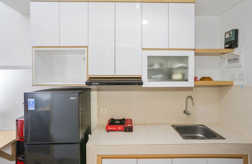 Pinang Hotel | OYO 93447 City Rooms Apartment