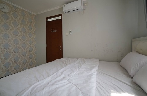 Cimahi Hotel | OYO 94100 Gateway Pasteur Apartment By Ilyasa