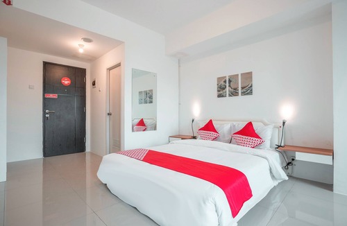 Ciputat Hotel | OYO Flagship 728 Baileys Apartment