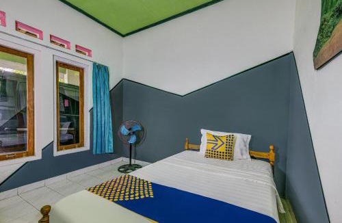 Pakem Hotel | OYO Homes 90987 Desa Wisata Gabugan Syariah