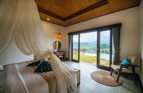 Sidemen Bed & Breakfast | Patal Kikian Villas