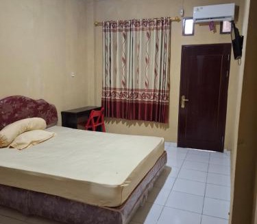 Waena House | Penginapan 369