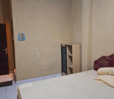 Waena House | Penginapan 369