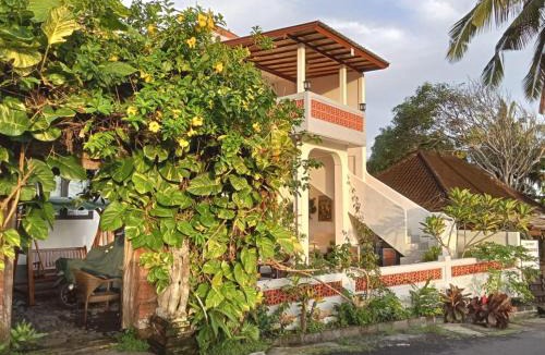 West Selemadeg Hotel | Pondok Pisces Bungalows Balian Beach