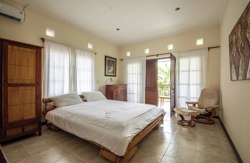 Banjar Semer House | Private 3-bedroom house with tropical garden and pool