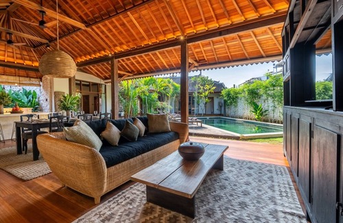 Padonan Villa | Private Backyard Poolside Retreat Near Canggu