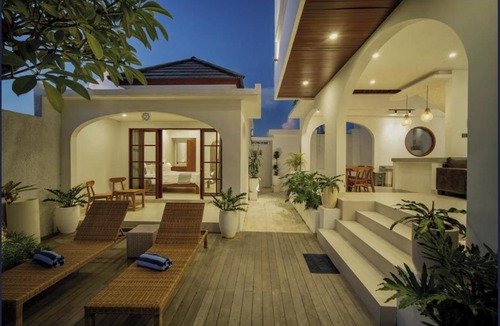 Batubulan Villa | PRIVATE POOL VILLA HASTana Klaci