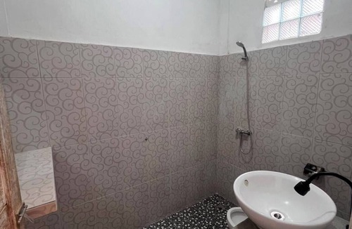 Berawa Hotel | private room with bigger size room, near central canggu, 10minute to the beach