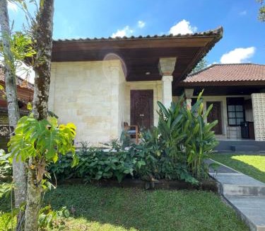 Petulu Cabin | Puri Tirta Ubud Guest House