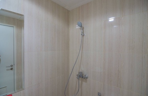 Citaringgul Hotel | RedDoorz Apartment @ Sentul Tower
