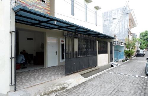 Semarang House | RedDoorz Hostel near Kota Lama Semarang