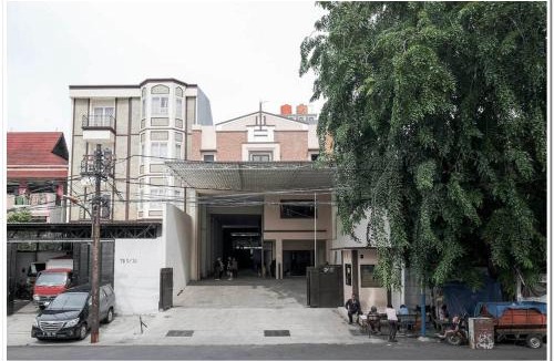 Old Jakarta Hotel | RedDoorz near Kota Tua 2