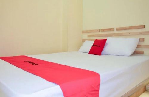 Old Jakarta Hotel | RedDoorz near Mangga Dua Square