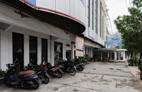 Banjarmasin Hotel | RedDoorz near Mitra Plaza Kota Banjarmasin