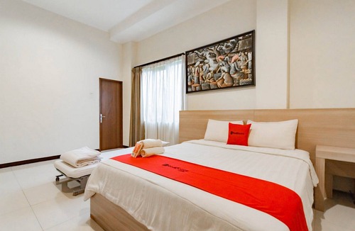 Parongpong Hotel | RedDoorz @ Sersan Bajuri Atas