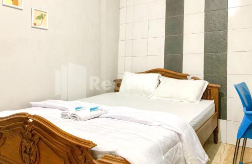Sleman Hotel | RedDoorz Syariah at De KostMarto UTY