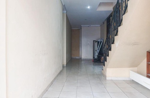 Yogyakarta House | RedDoorz Syariah at Homestay Syariah Attin Tugu Jogja