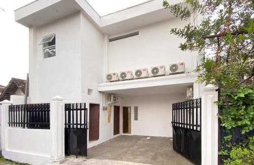 Pasuruan House | RedDoorz Syariah at Panglima Sudirman Pasuruan