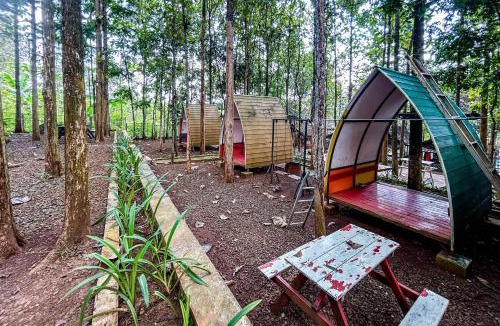 Rendeh House | RedDoorz Syariah at Saung Situraja Sumedang