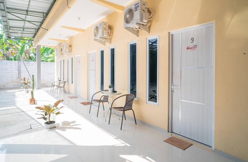 Nganjuk House | RedDoorz Syariah @ Winong Nganjuk