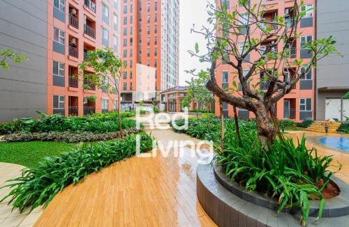 Bekasi Timur Hotel | RedLiving Apartemen Transpark Juanda - Icha Rooms Tower Jade with Netflix