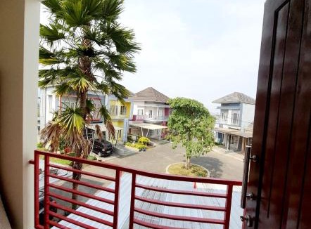Sidomulyo Villa | Rens Villa 4KamarTidur dikota Batu