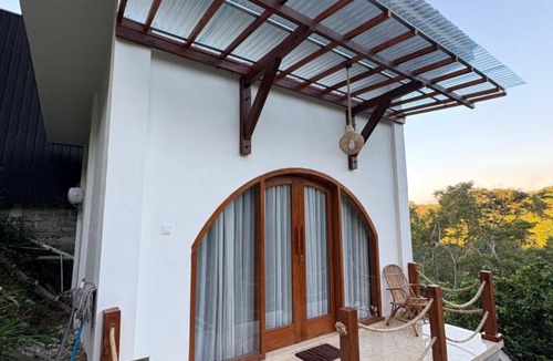 Bayan Hotel | Rinjani Houseboon