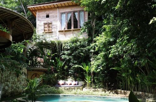 Ungasan Cabin | Roots Tree House