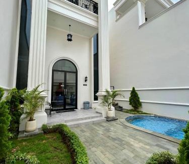 Ciloto Villa | Royal Classic Puncak