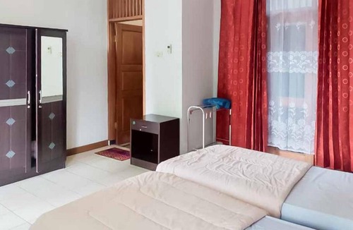 Bandar Lampung Hotel | Rumah Pahoman Syariah Mitra RedDoorz