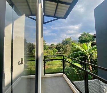 Oro Oro Ombo Villa | Sabrina Sweet Villa Batu - Jalan Kaki JTP1 JTP2 Secret Zoo