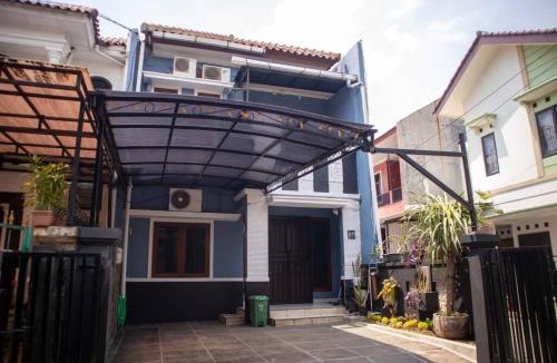 Jakarta House | SakaLoka Kebagusan