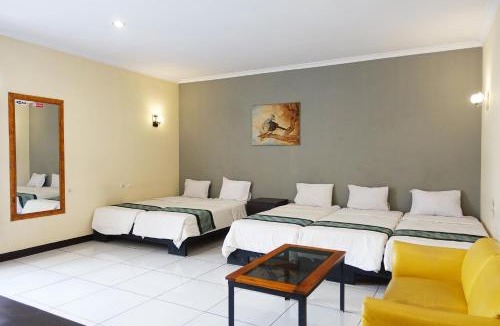 Lembang House | Saung Balibu Hotel