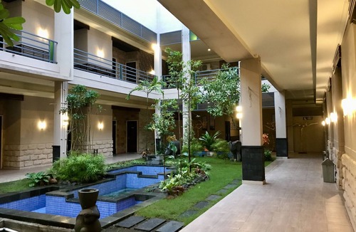 Sari Harjo Hotel | Savita Garden Inn