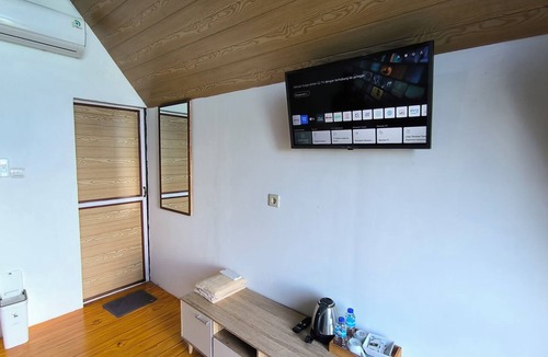 Salatiga Hotel | Senja Kita Glamping
