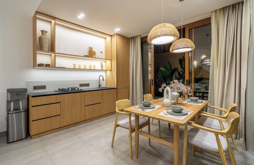 Berawa Villa | Serene 2BR Retreat in Berawa w Huge Rooftop & Pool