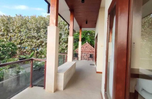 Pemaron House | Singaraja Sea View Villa near Lovina Beach