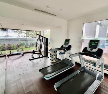 Jakarta Apartment | Skyline Apartment with Designer Room and Best View