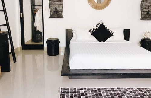 Central Seminyak House | Spacious 2BR Villa with Private Pool & Fast Wifi