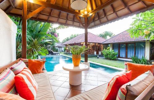 Sunset Road Villa | Spacious 4BR Private Estate w-Big Garden and Pool Central Seminyak