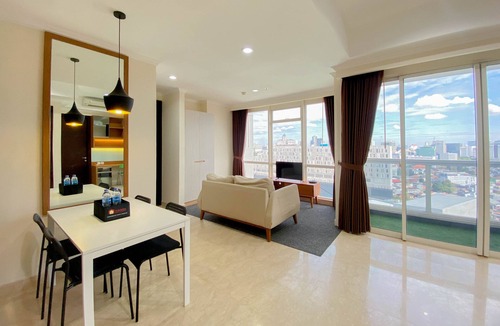 Jakarta Apartment | Spacious And Combined 2Br At Menteng Park Apartment
