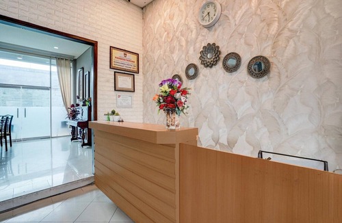 Padang House | Spacious Triple Suite for Groups with Free WiFi