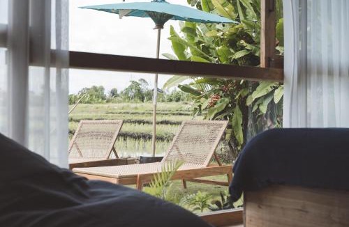 Cepaka Apartment | Stylish 3BR Wood Villa, Pool, Epic Ricefield View