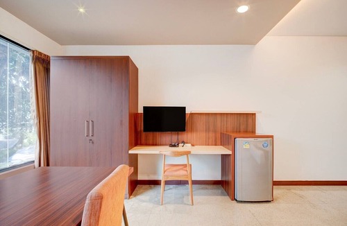Cilandak House | Stylish DBL Suite Escape W/Free WiFi and Parking