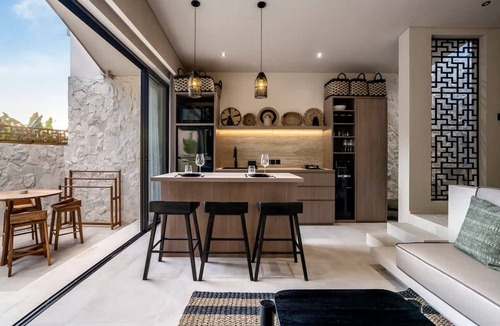 Babakan Villa | Sunrise Lush River Villa