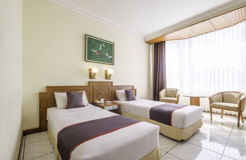 Malabar Hotel | Super OYO Collection O 25 Hotel Baltika