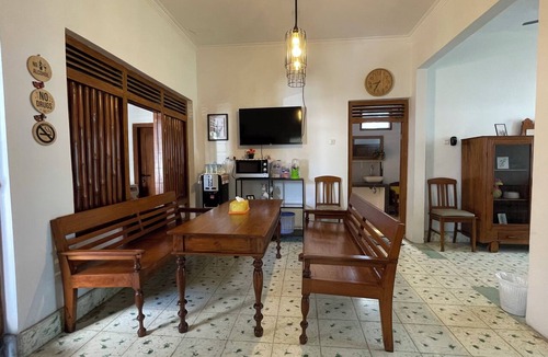 Prawirotaman Villa | Superb 2-bedroom villa with AC in charming Jogja