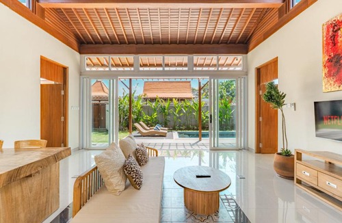 Nakula Hotel | Svarna Suites Seminyak