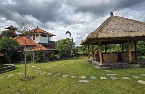 Lovina Villa | Taman Ganesha Retreats
