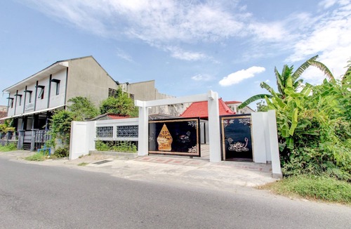 Banguntapan House | Teratai Inn Deluxe Comfort